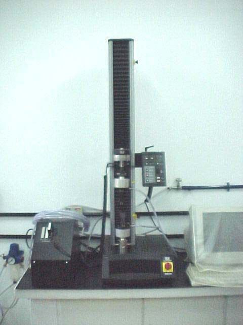instron 5544.jpg